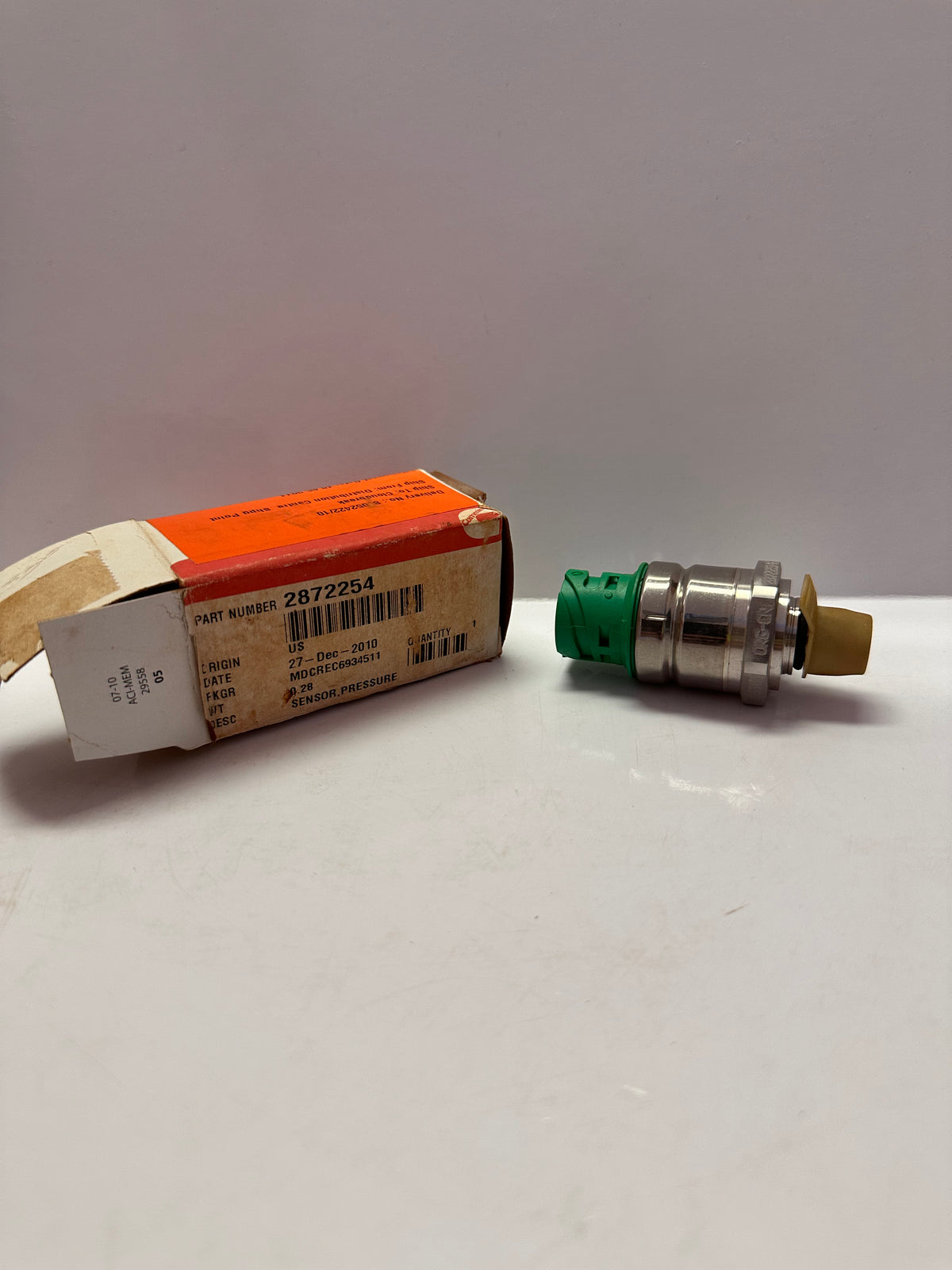 Cummins 2872254 Oil Pressure Sensor