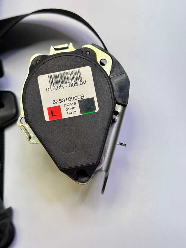 Audi 8A0857732 3 Point Retractable Seatbelt, 625318900B