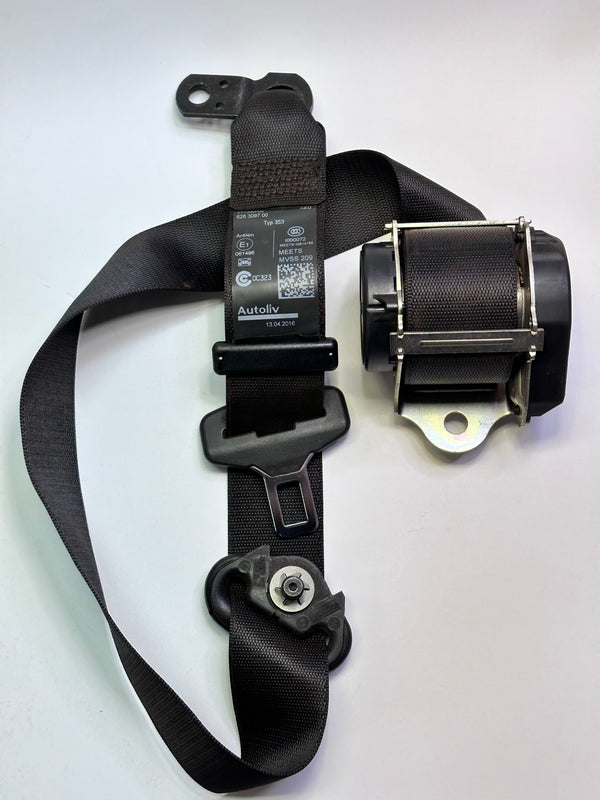 Audi 8A0857732 3 Point Retractable Seatbelt, 625318900B