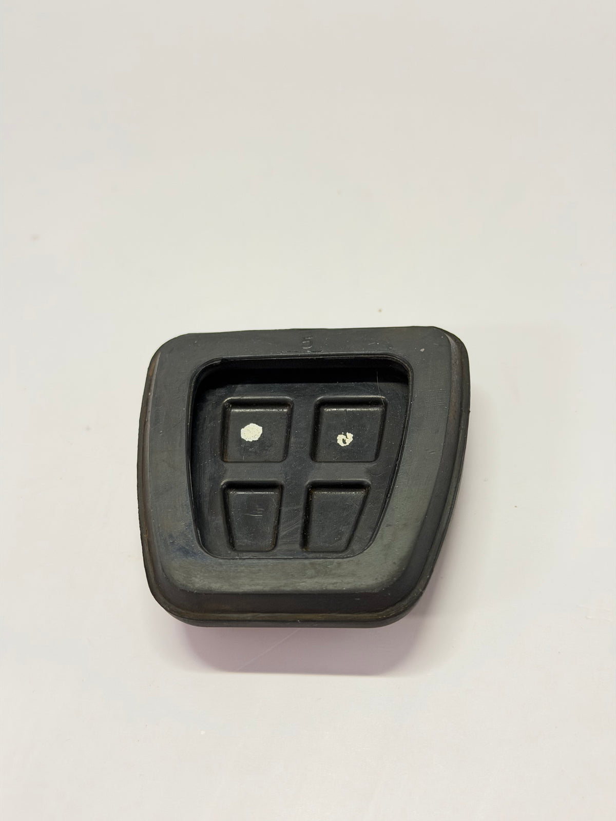 TS196895 Rubber Pedal Pad, Manual Transmission, Brake/Clutch