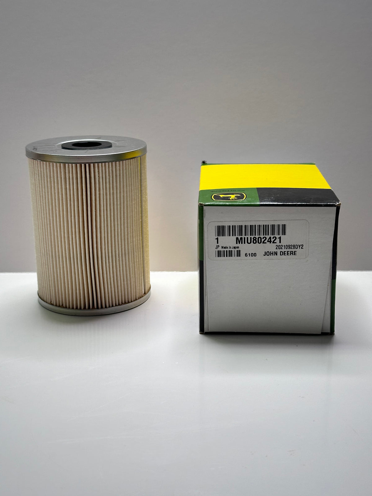 John Deere MIU802421 Primary Fuel Filter Element