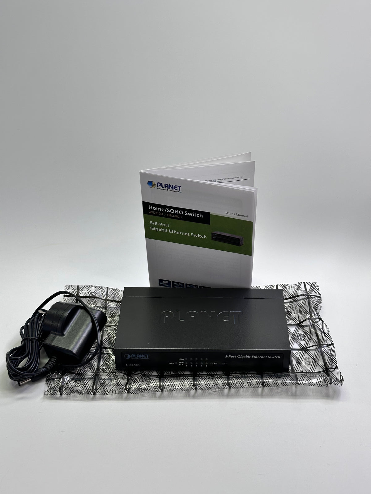 Planet GSD-503 5-Port 10/100/1000BASE-T Gigabit Ethernet Switch