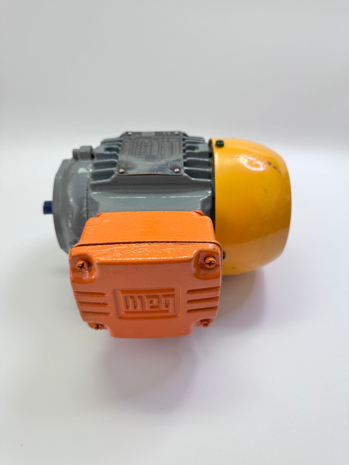 WEG K08 STD 0.18kW Three-Phase Induction Motor — Frame 63, 4-Pole