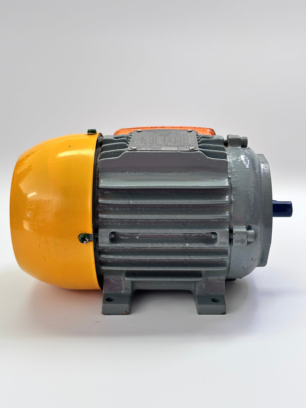 WEG K08 STD 0.18kW Three-Phase Induction Motor — Frame 63, 4-Pole