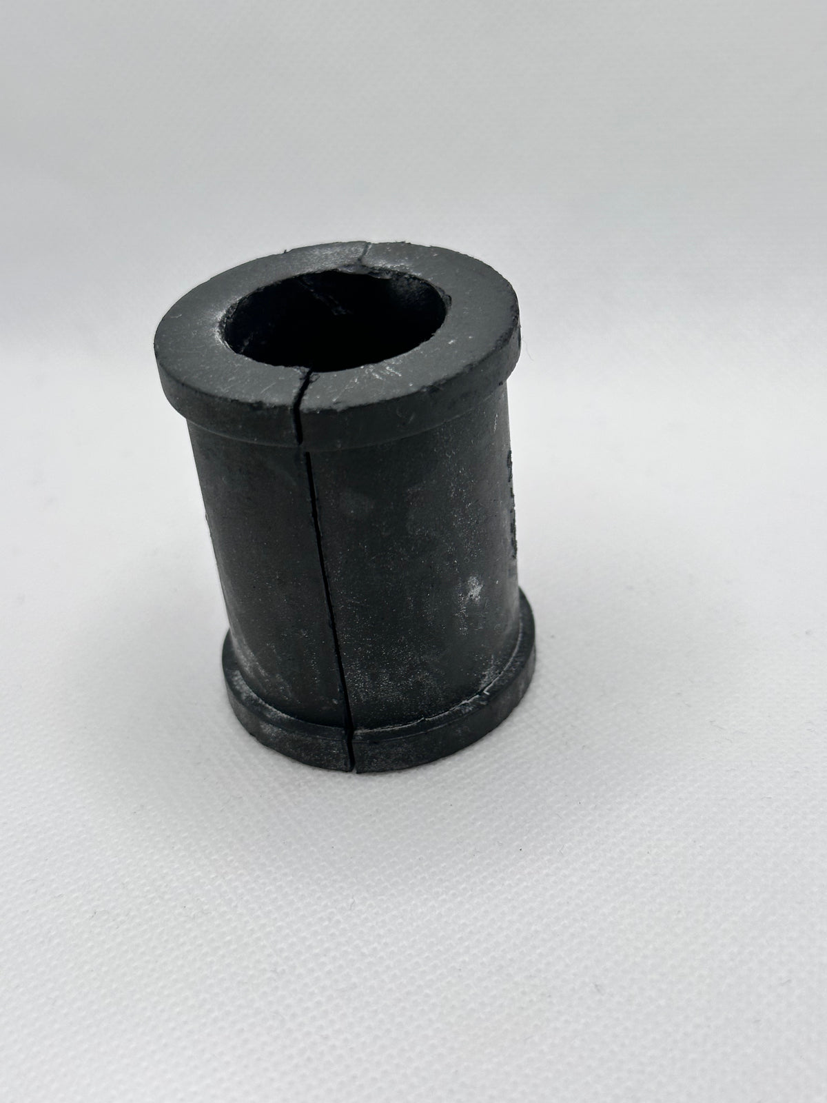 Genuine CAT 6V-7359 Dual-Flange Rubber Grommet – 25mm