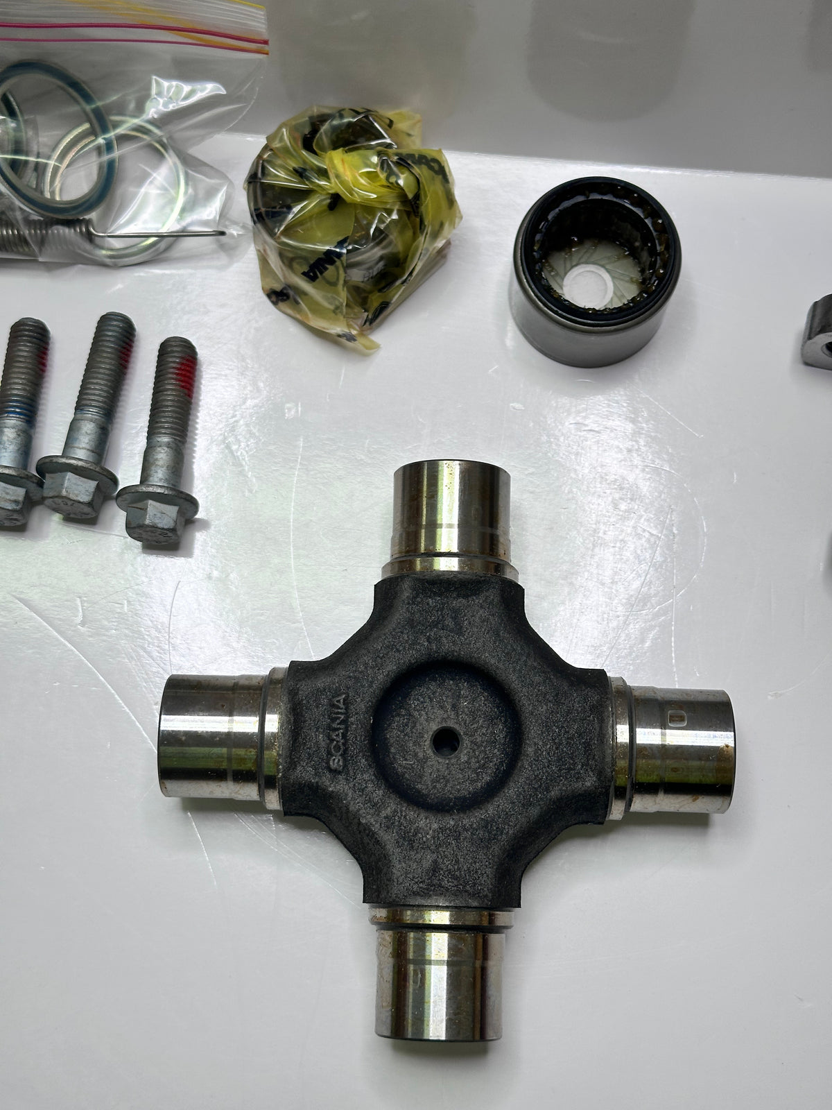 Scania 2397361 Universal Joint Cross Kit – 48 × 161mm