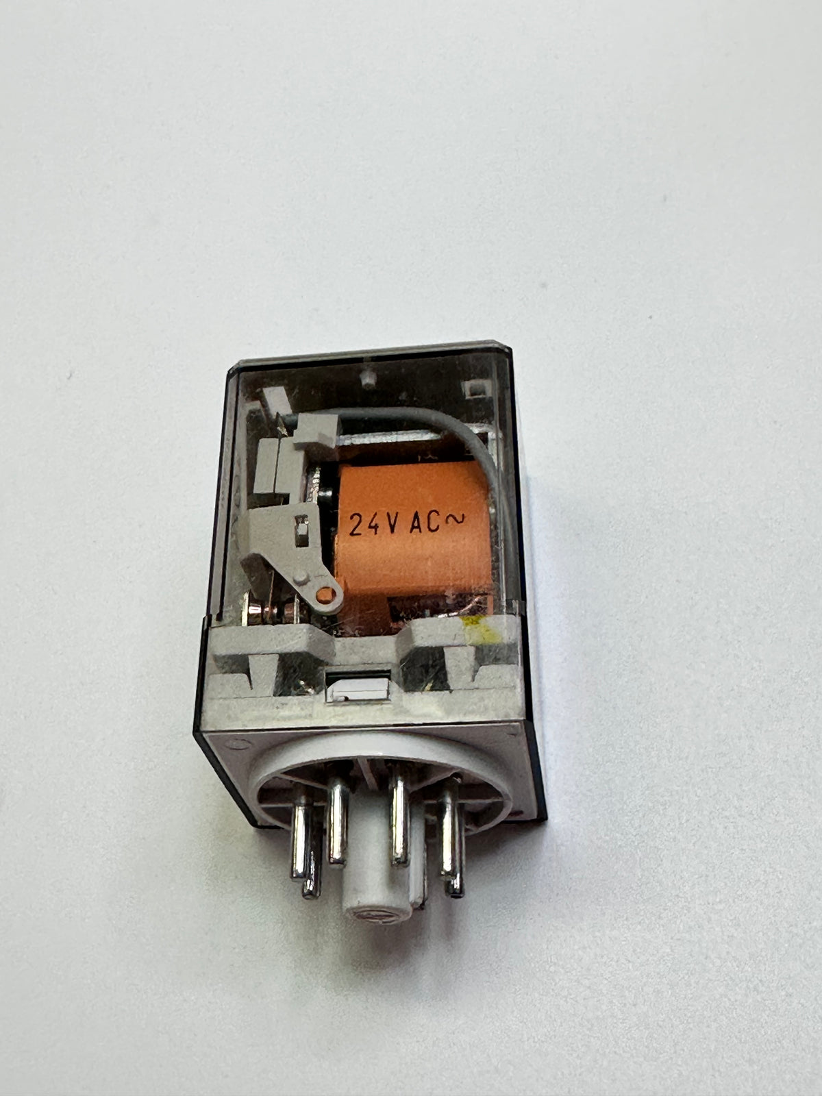 Finder Type 60.12 8-Pin Industrial Relay — 2 CO, 10A