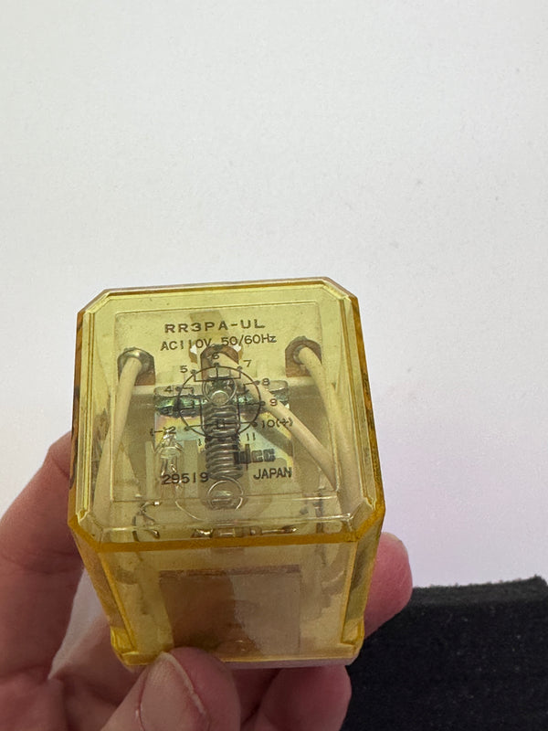 RR3PA-ULCAC110V Relay Plug-In 3PDT 10A 110VAC