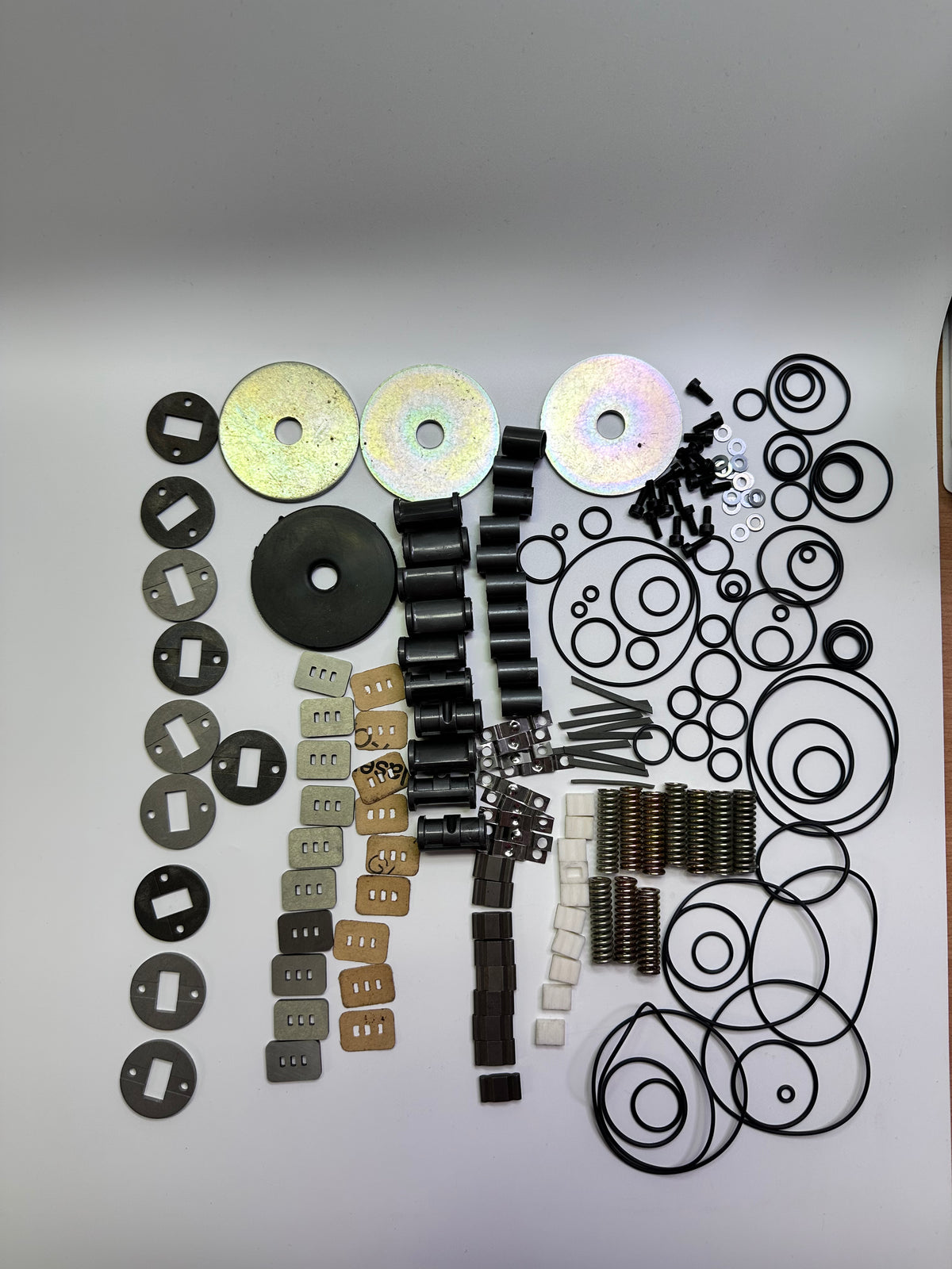 Samoa 740950 GK1 / GK-1 Grease Pump Repair Parts — Incomplete Lot