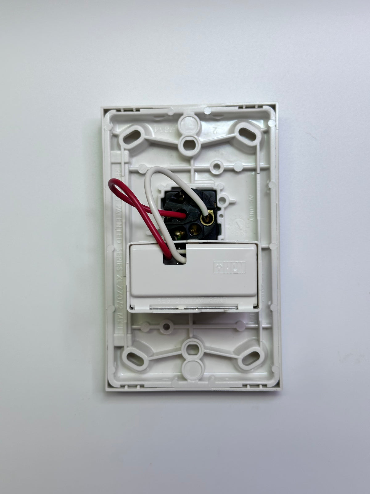 XL 500E Trailing Rotary Edge Dimmer Switch 500VA - White