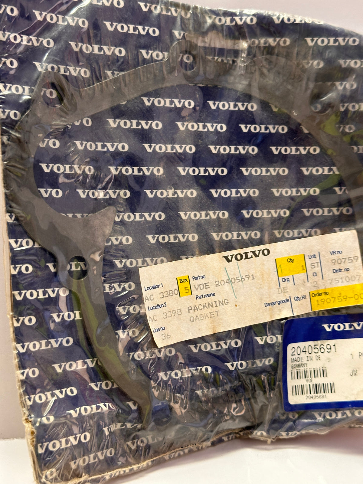 Volvo 20405691 Water Pump Gasket