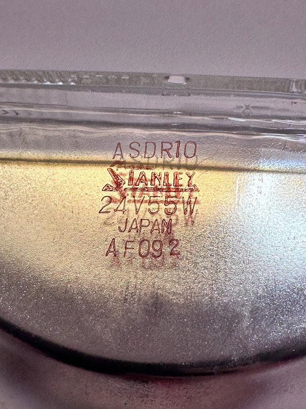 26011-Z5000 24V, 55W Sealed Beam Head Lamp for Nissan Diesel Motor Co. Ltd. - ASDR10