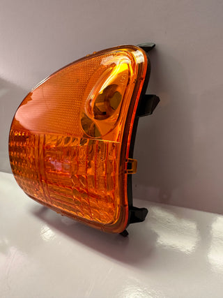 MACK 2MO537M R/H Marker Lamp, Turn Signal