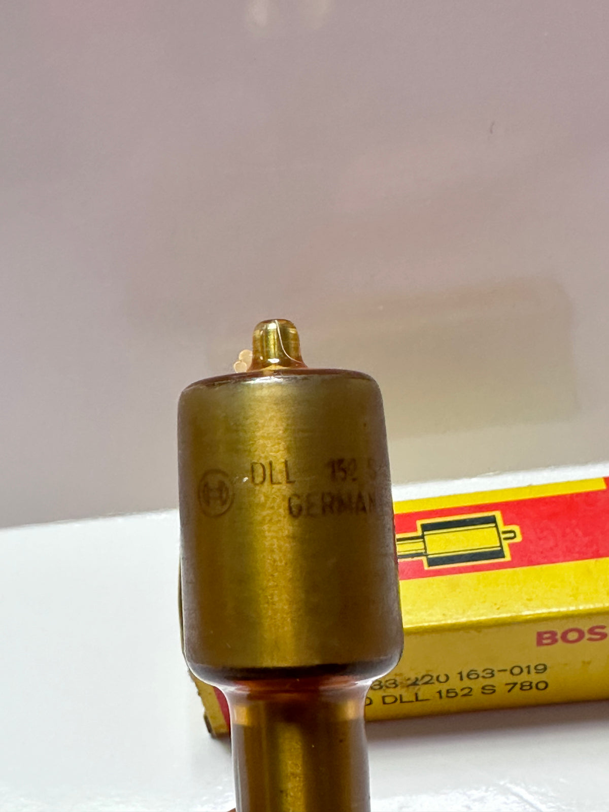 Bosch 0433220163DLL 152 S 780 Nozzle for MTU 00133220163 Injector