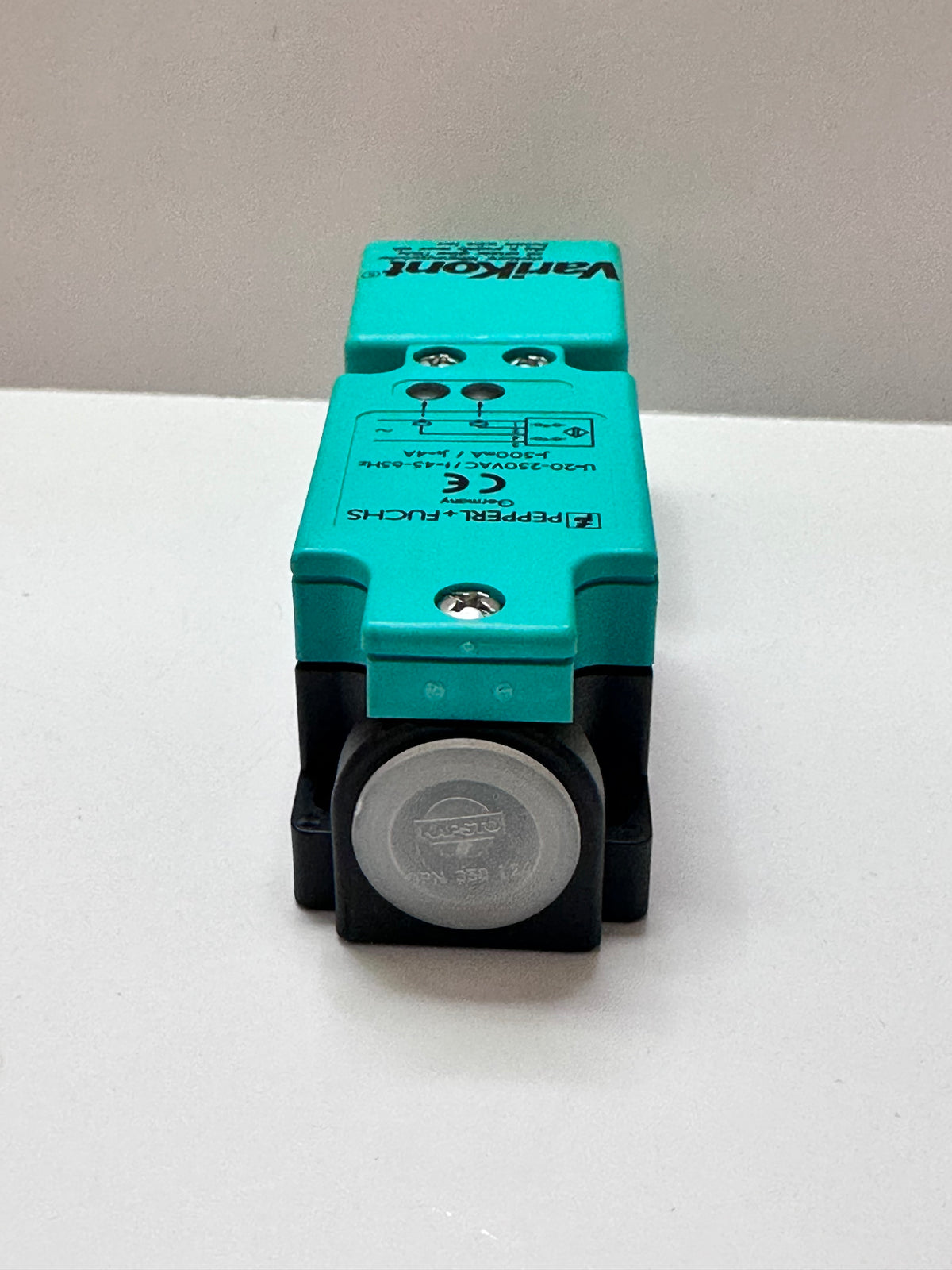 Pepperl + Fuchs NJ30+U1+W4 Inductive Sensor 088759