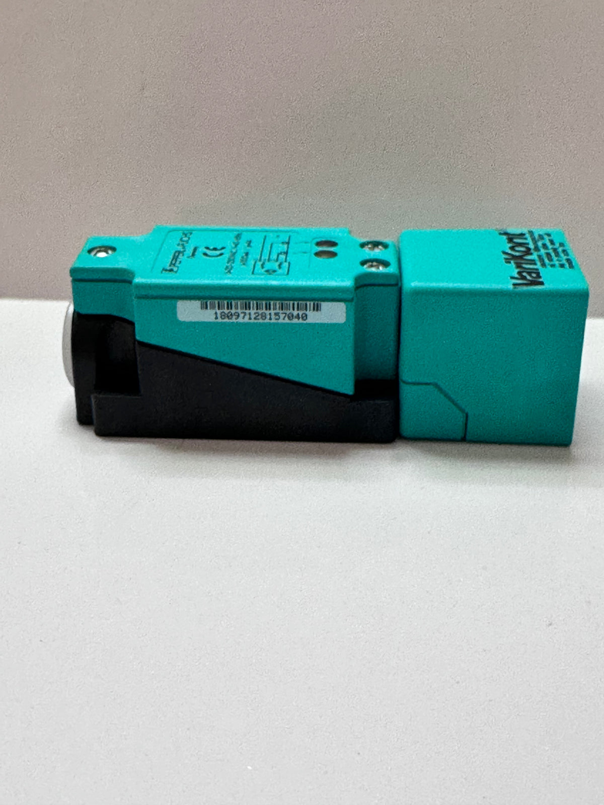 Pepperl + Fuchs NJ30+U1+W4 Inductive Sensor 088759