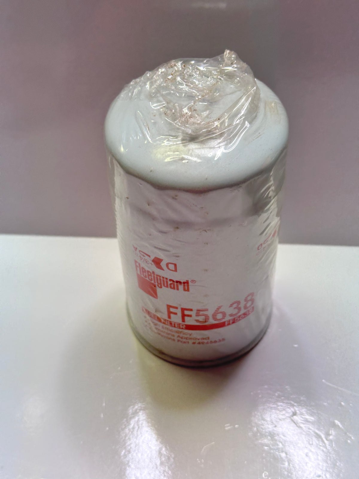 Fleetguard FF5638 Fuel Filter 4946635
