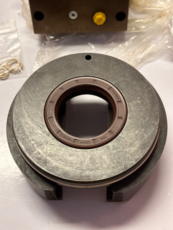 Komatsu 58C-98-00550 Upgrade Pump Kit