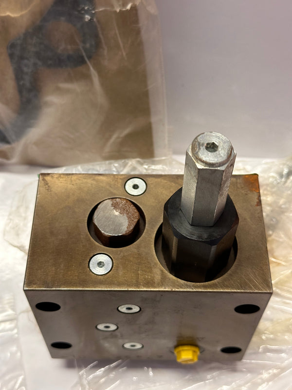 Komatsu 58C-98-00550 Upgrade Pump Kit