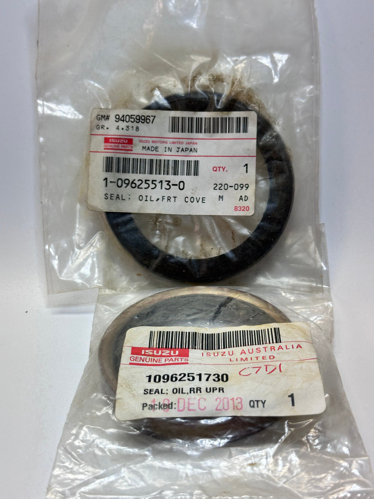 Isuzu 1096251730 Oil Seal