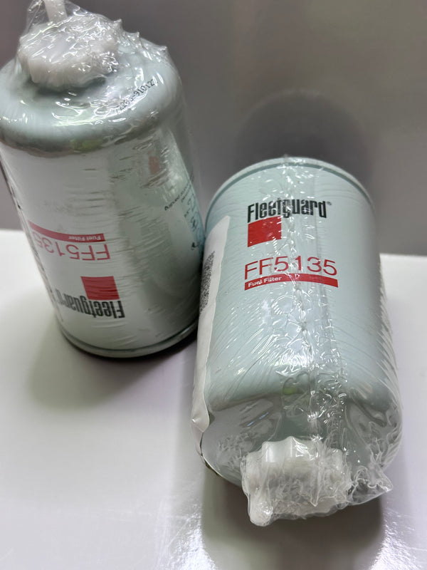 Fleetguard FF5135 Fuel Filter, Spin-On