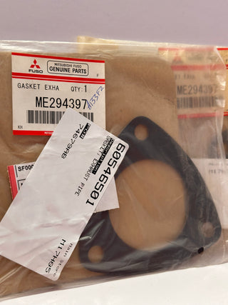 Mitsubishi ME294397 Exhaust Gasket