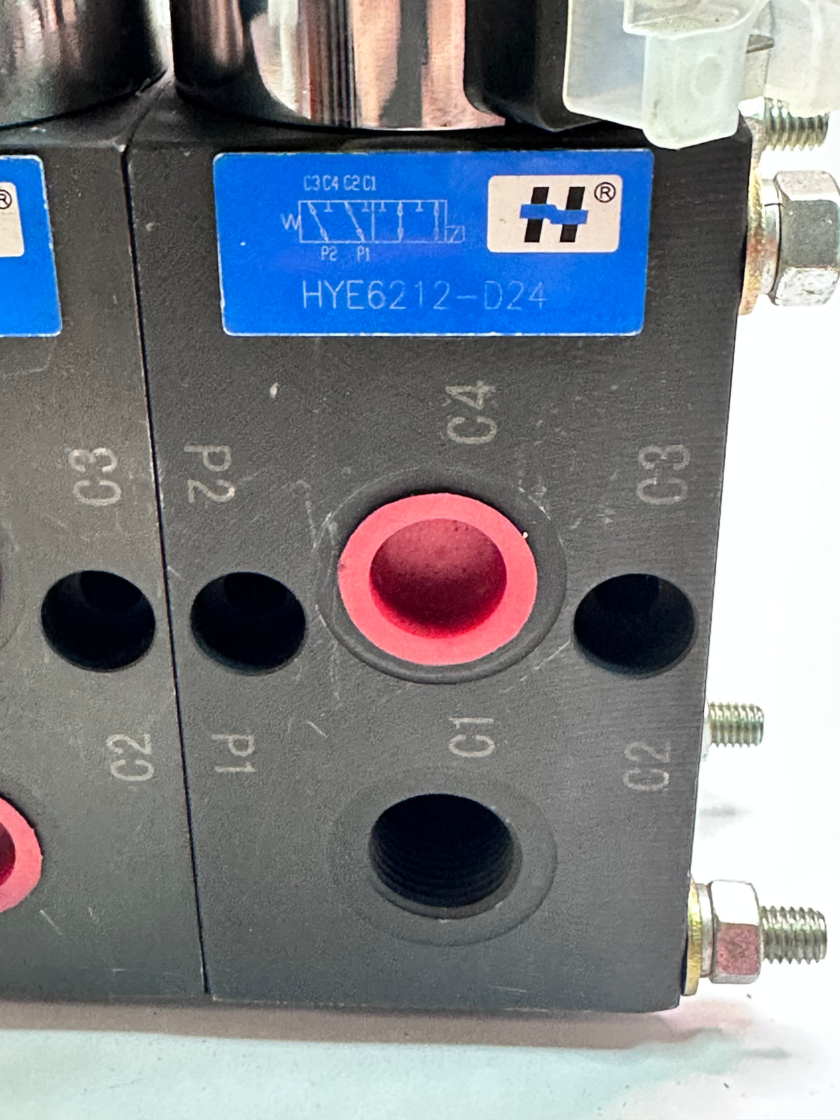 Hydpower HYE6212-D24 Stackable 1/2" BSPP 6 Port Selector Valve – Double Stack