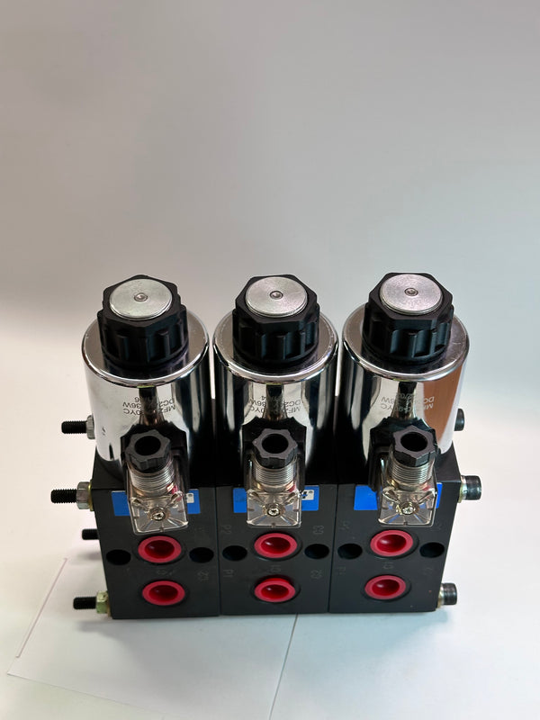 HYE6212-D24 Stackable 1/2" BSPP 6 Port Selector Valves