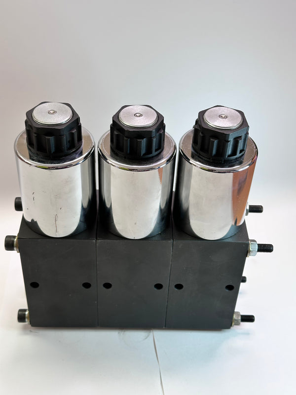 HYE6212-D24 Stackable 1/2" BSPP 6 Port Selector Valves