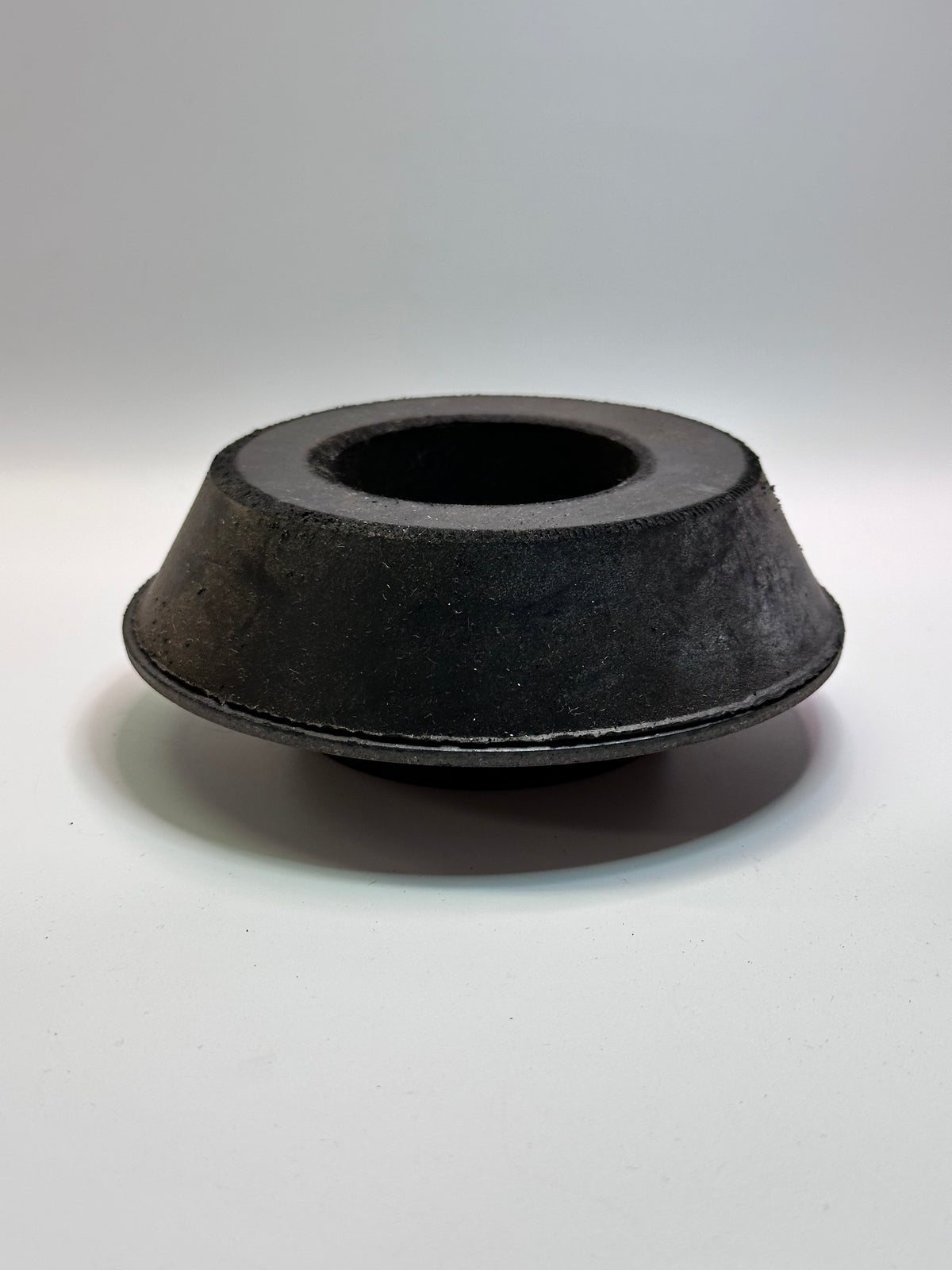 CAT 138-8862 Isolation Mount — 130 mm Outside Diameter