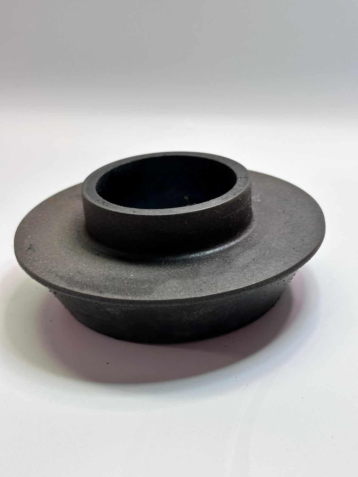CAT 138-8862 Isolation Mount — 130 mm Outside Diameter