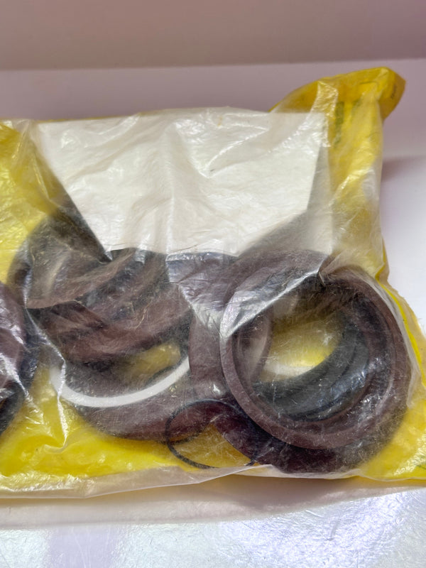 Caterpillar CAT 5T-2927 Brake Seal Kit