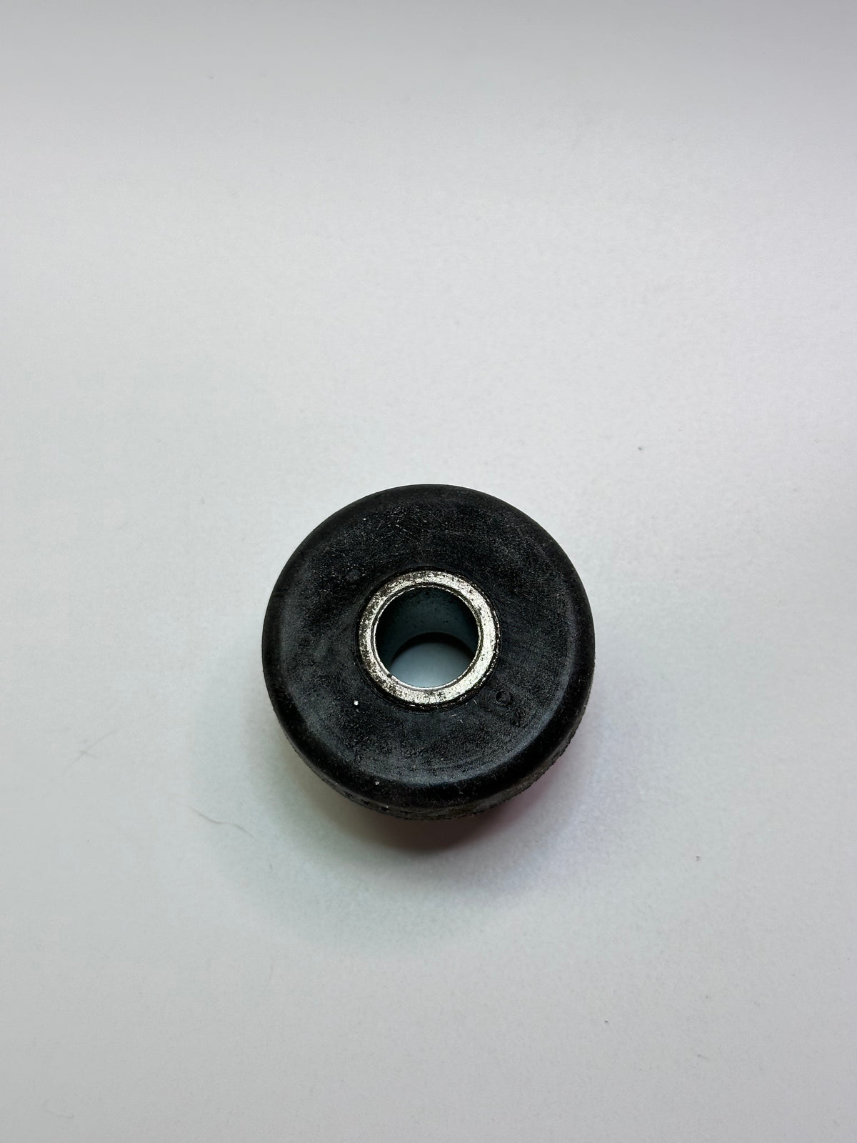 CAT 6S-6251 Mushroom Isolation Mount for Hood and Guard