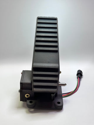 151-5593 Foot Brake Pedal and Base - Genuine CAT part