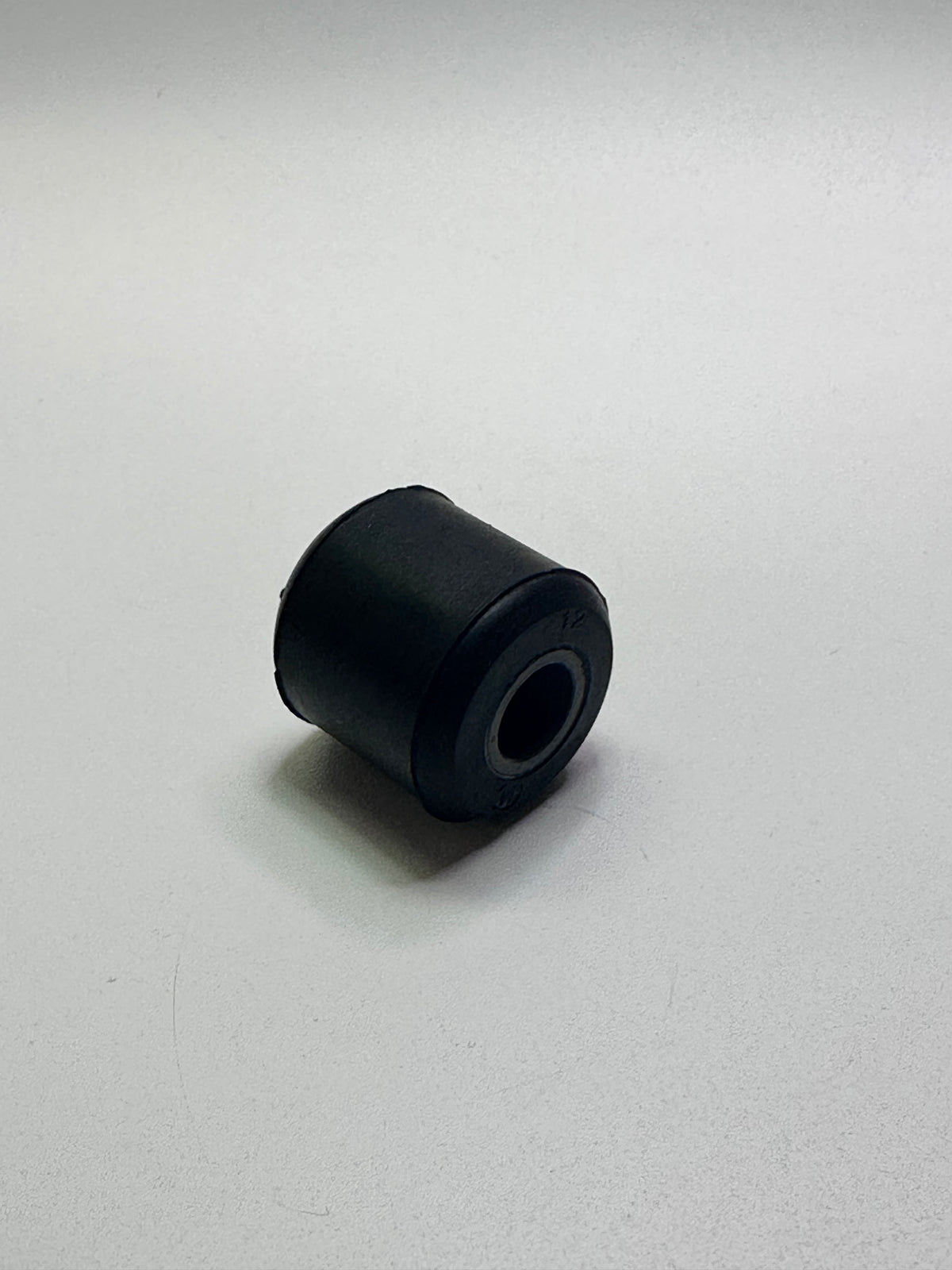 CAT 4W-2357 Genuine Radiator Resilient Mount – 9 mm ID