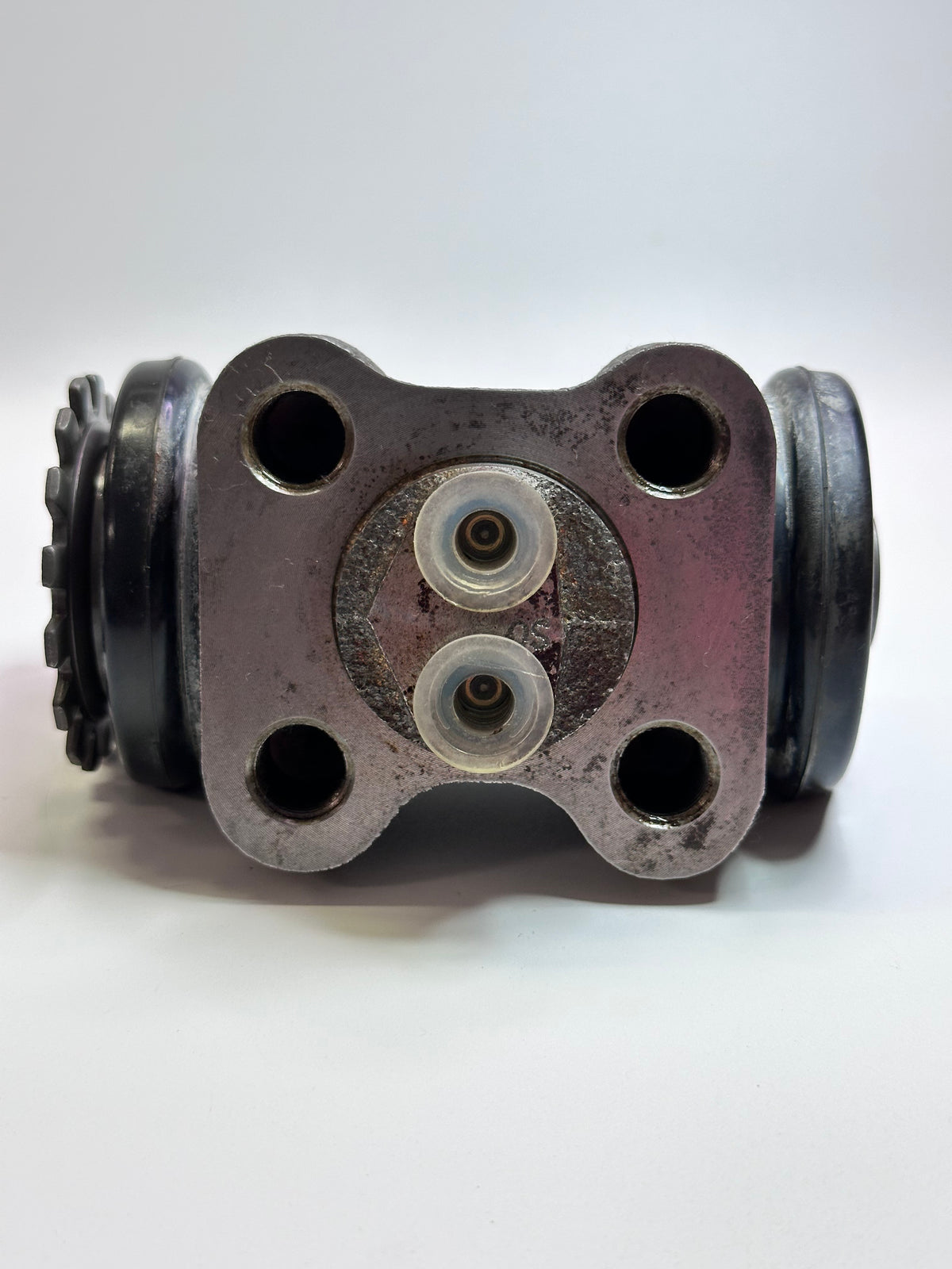 Isuzu 8973322260 Rear Right Brake Wheel Cylinder — NPR / NQR