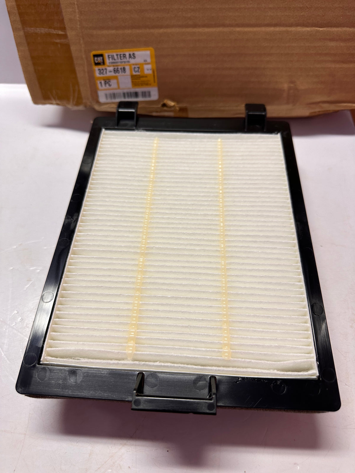 CAT 327-6618 Standard Efficiency Cabin Air Filter