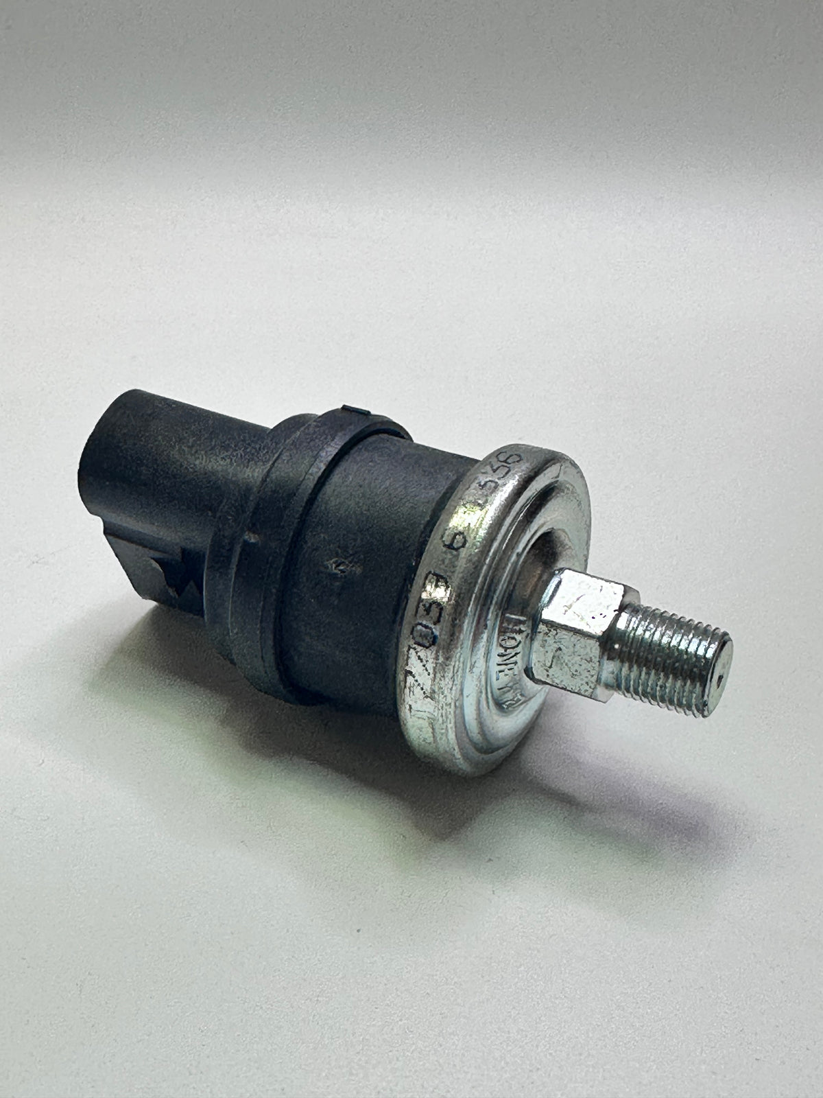 Honeywell Hobbs 77039 6 D Pressure Switch 4–6 psi — 5540626400
