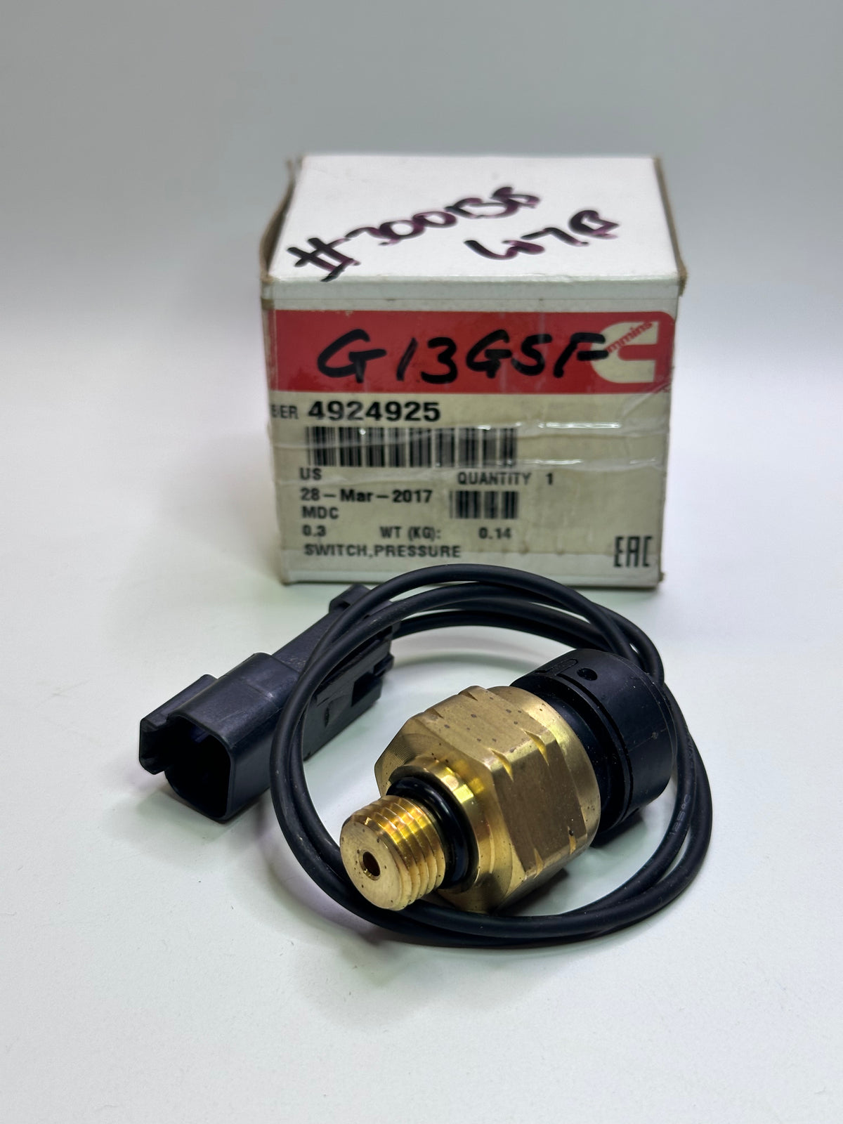 Genuine Cummins 4924925 Pressure Switch