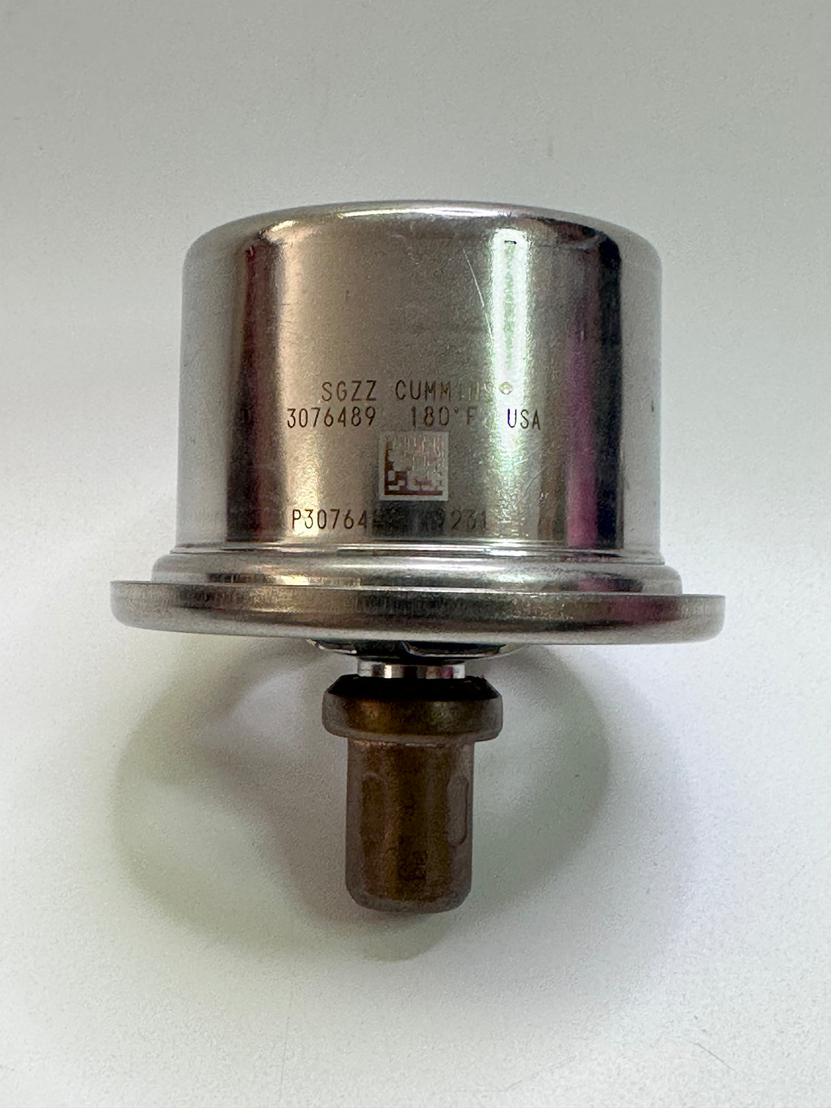 Cummins 3076489 Coolant Thermostat