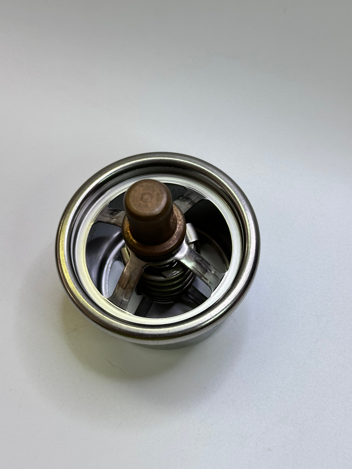 Cummins 3076489 Coolant Thermostat