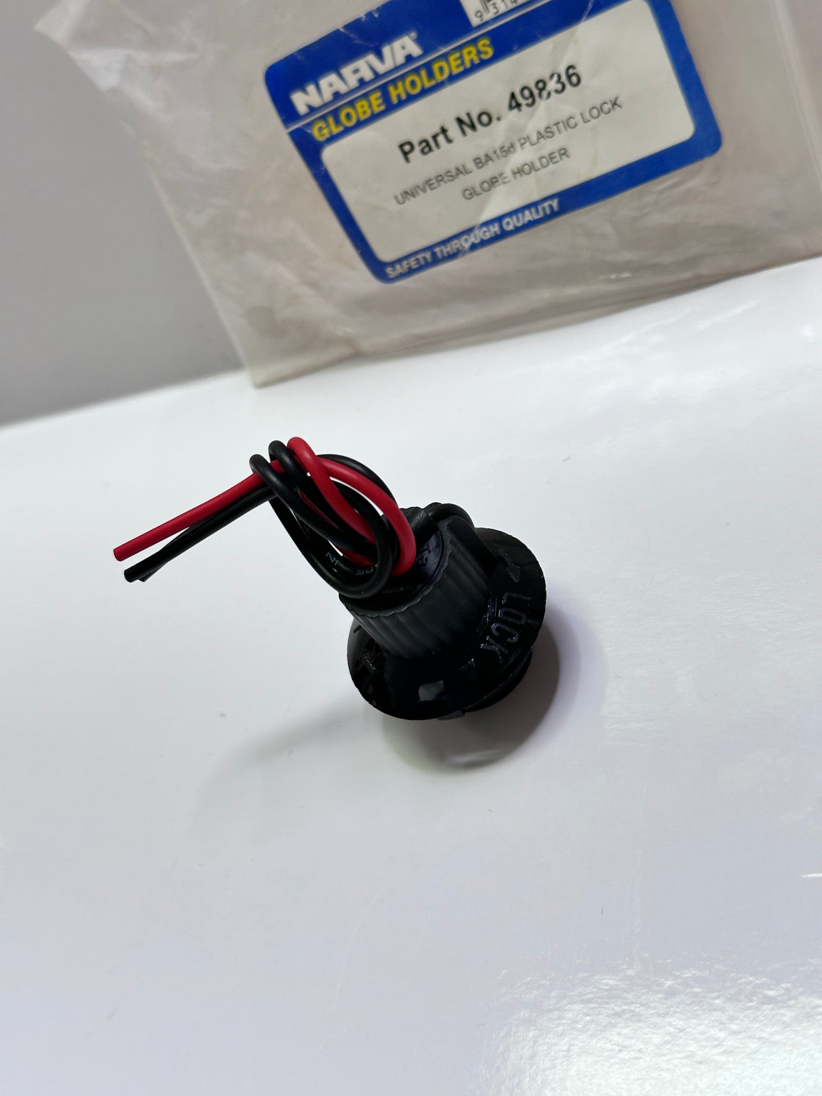 Narva 49836 BAY15d Twist-Lock Pre-Wired Globe Holder — Single