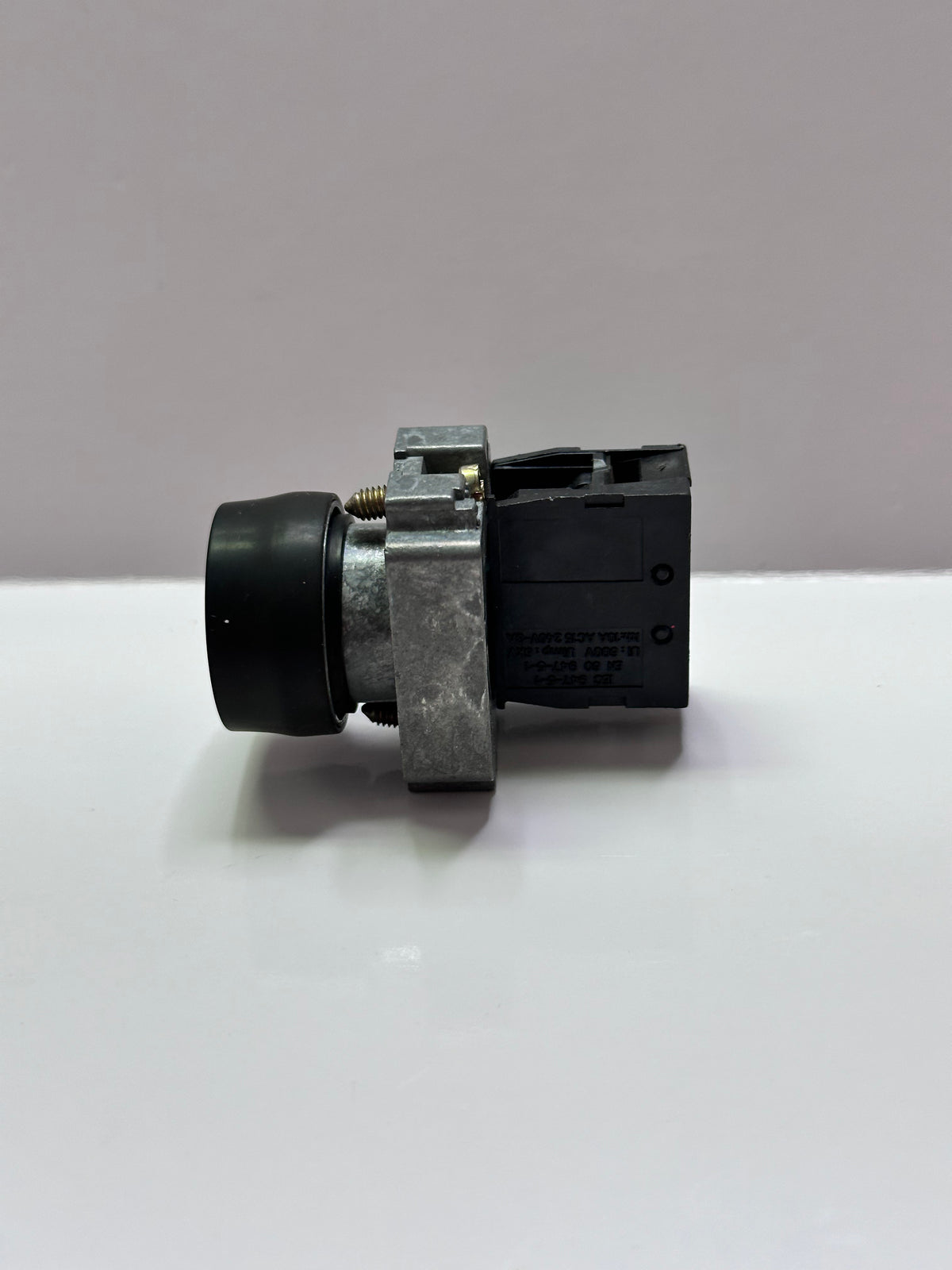 Dynapac 928928 Push Button — 4700928928
