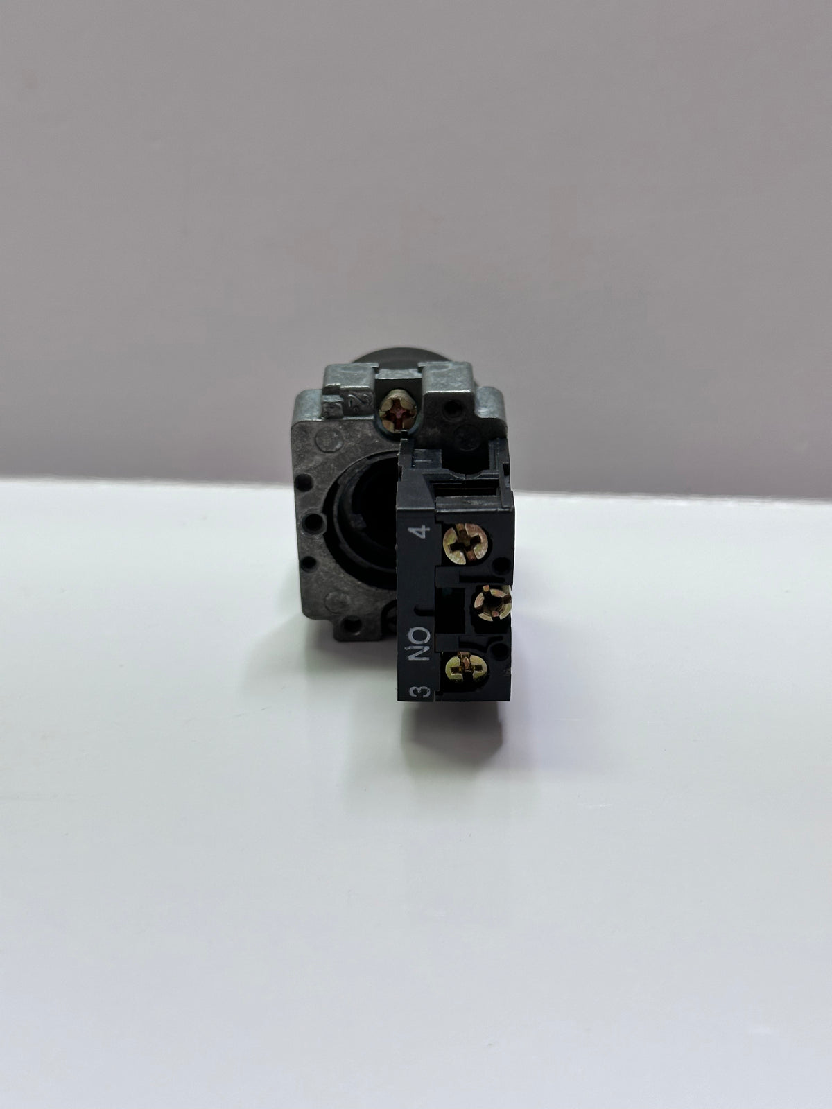 Dynapac 928928 Push Button — 4700928928