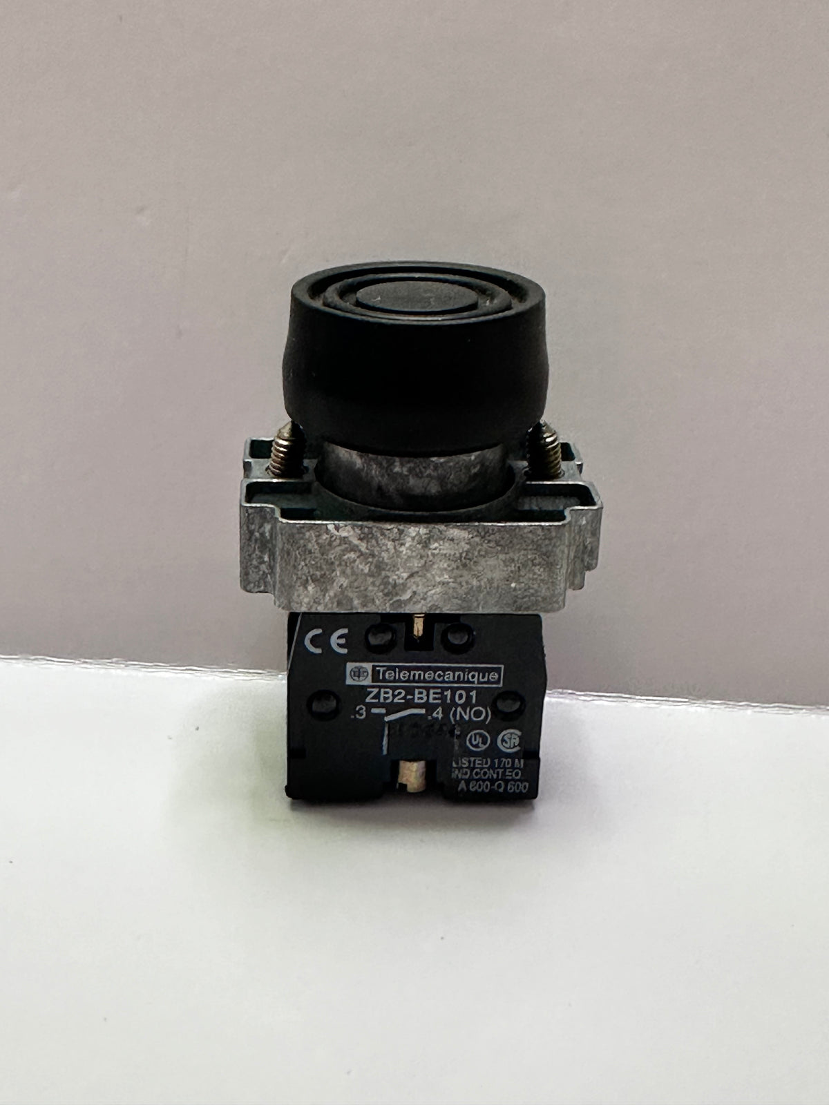 Dynapac 928928 Push Button — 4700928928
