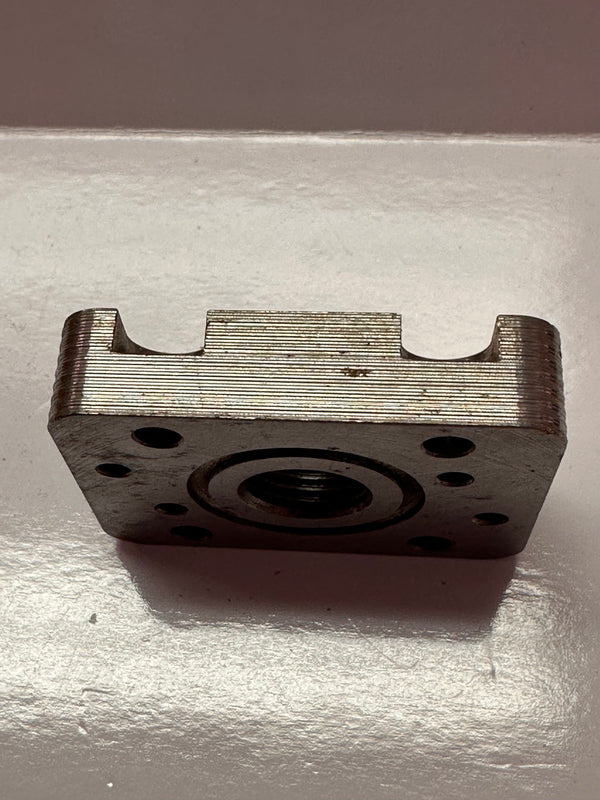 Caterpillar CAT 155-2251 Mounting Plate