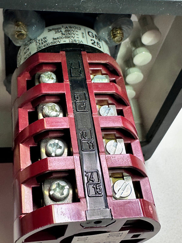 56SW420C0 Four Pole Changeover & Reversing Switch [Grey]