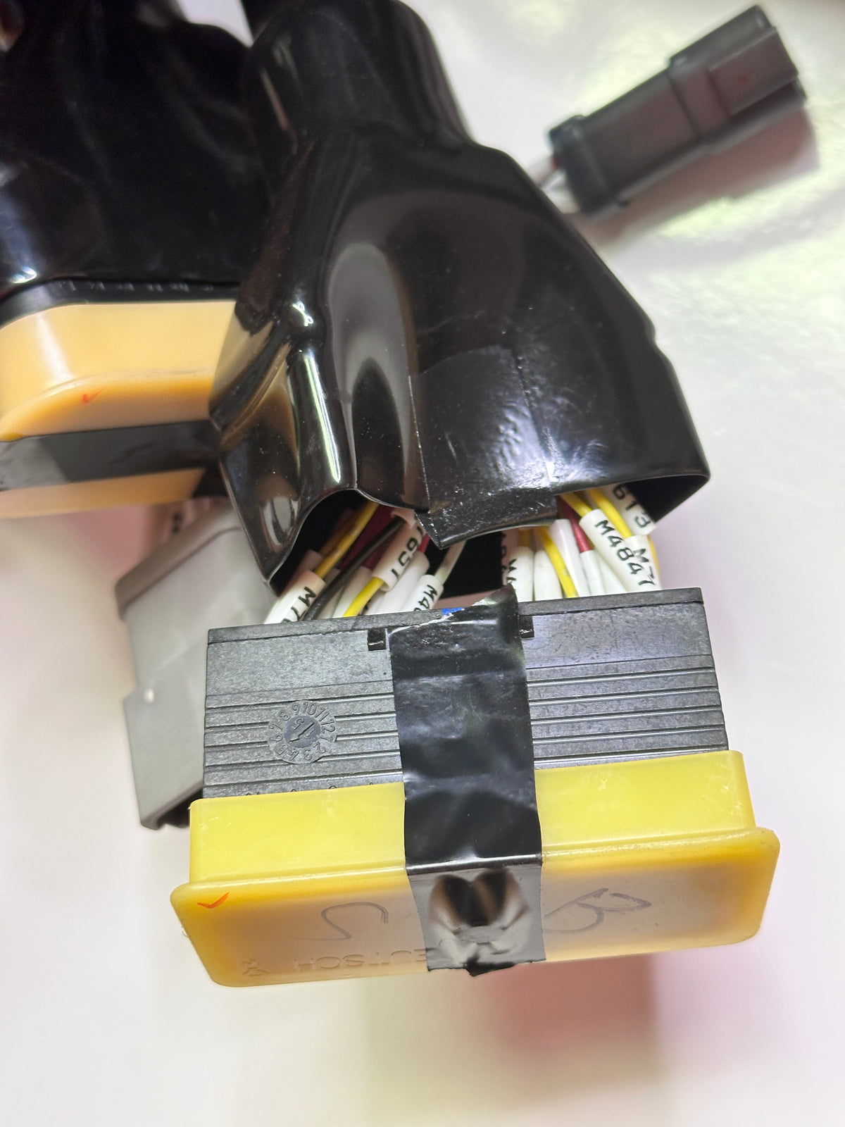 Hitachi 1036076 Wiring Harness — EX8000 Reference