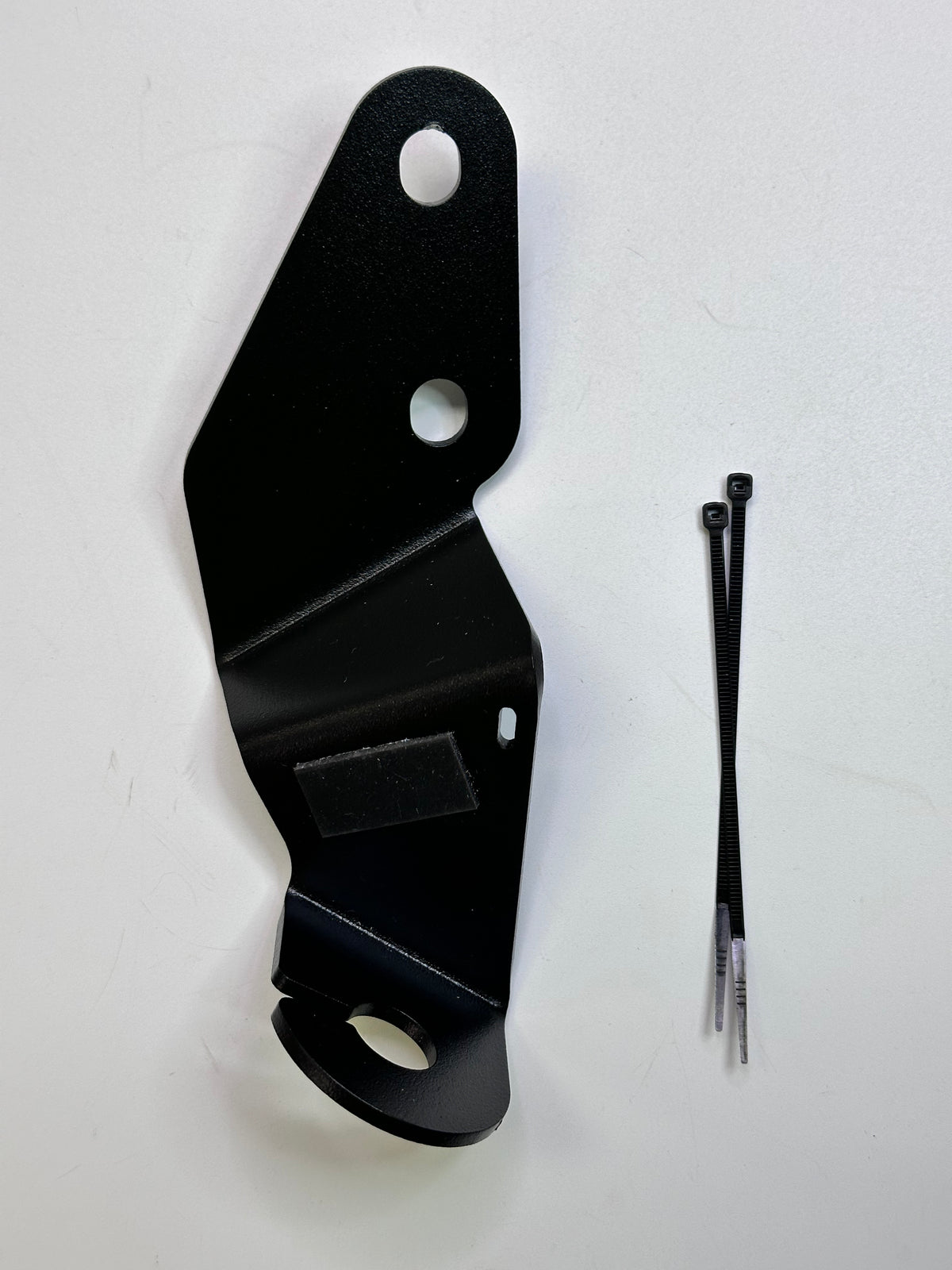 KAON KS0680 Rear Hinge Antenna Mount — Nissan Patrol Y61 GU