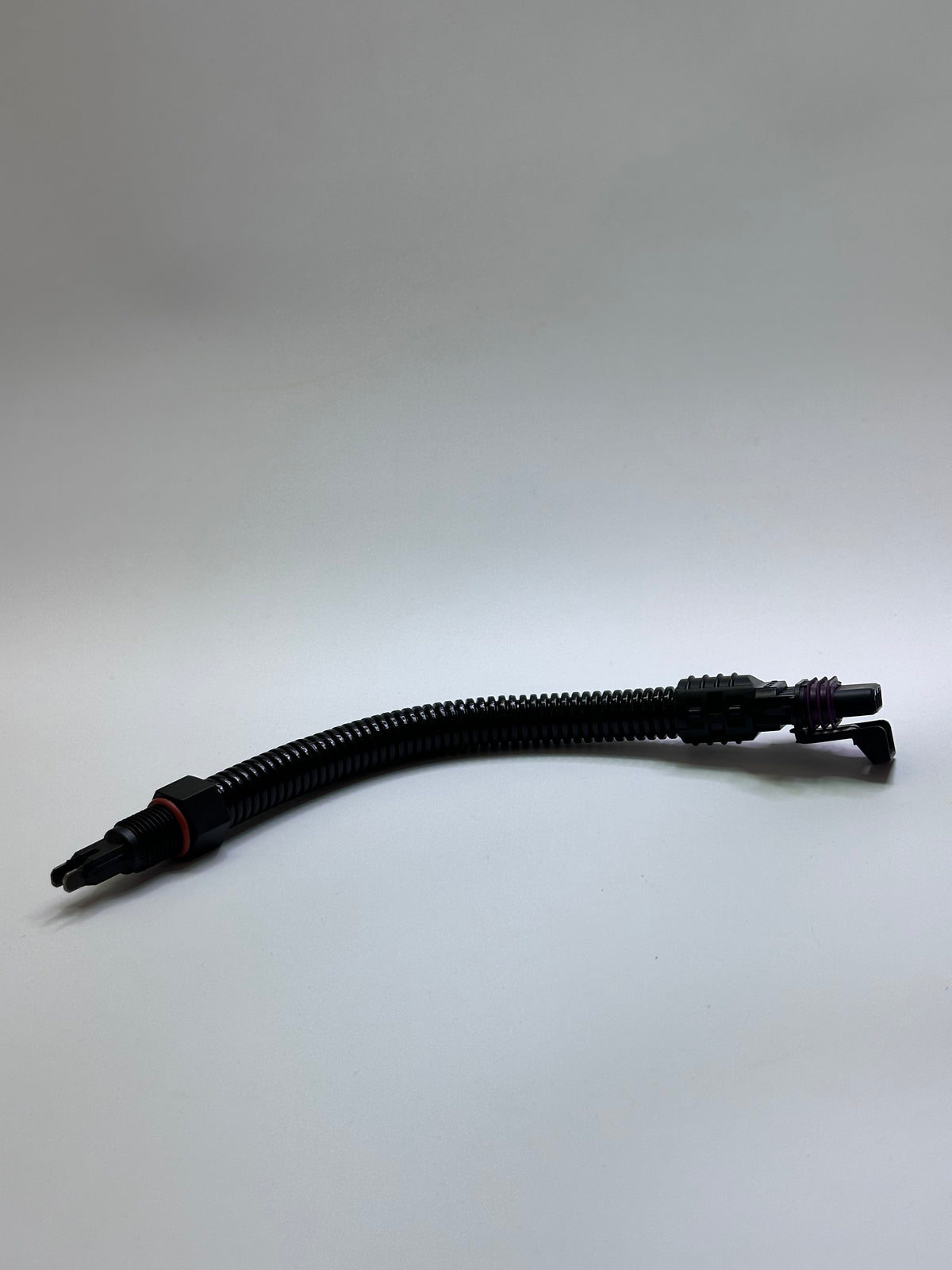Volvo 3885070 Water-in-Fuel Sensor for Diesel Fuel Filter